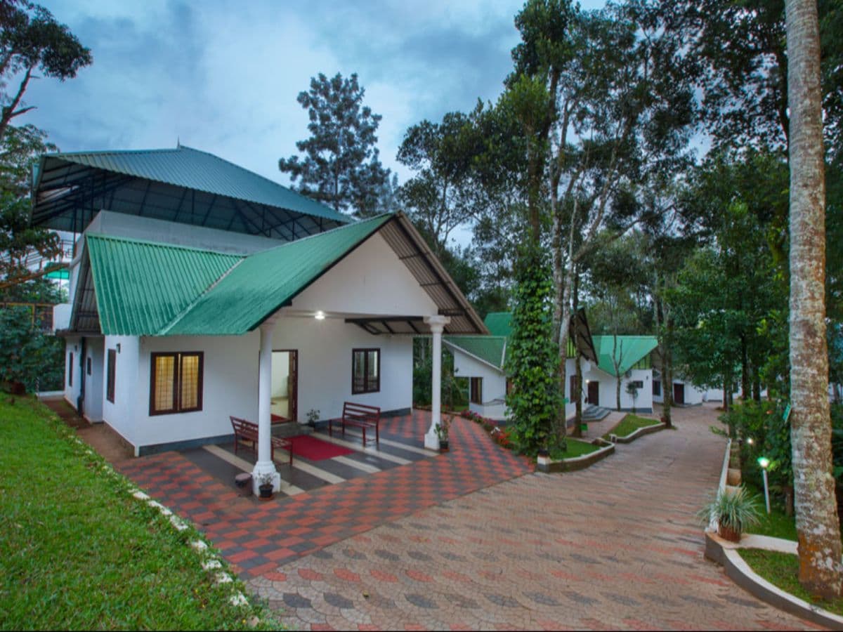Misty Lake resort