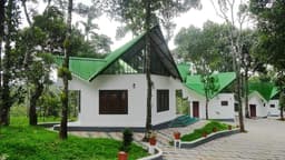 Misty Lake resort - Image 2