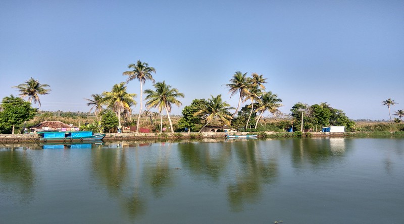munnar-backwaters-and-beach-holiday