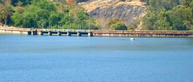kundala-lake-munnar-kerala