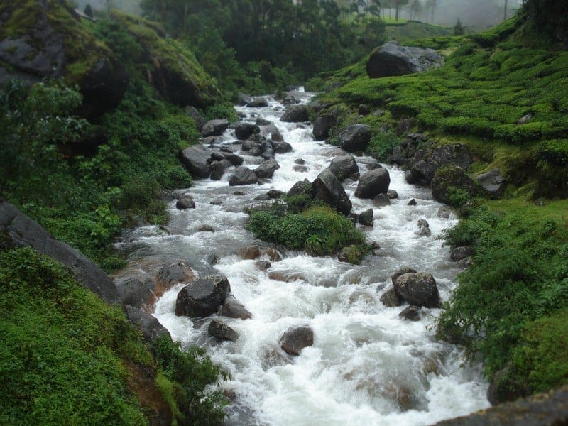 munnar-waterfalls