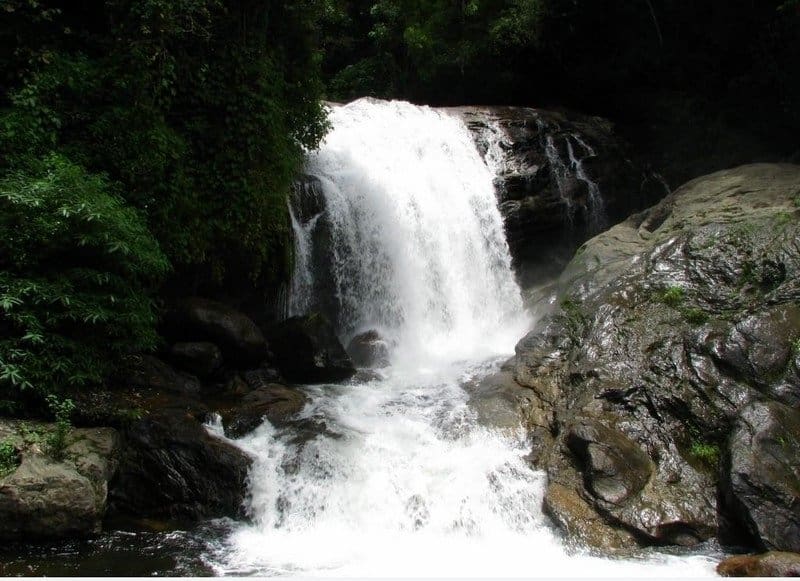 attukad-waterfalls