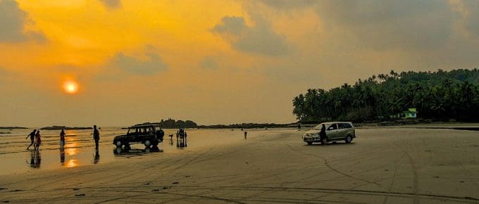 muzhappilangad-beach-kannur