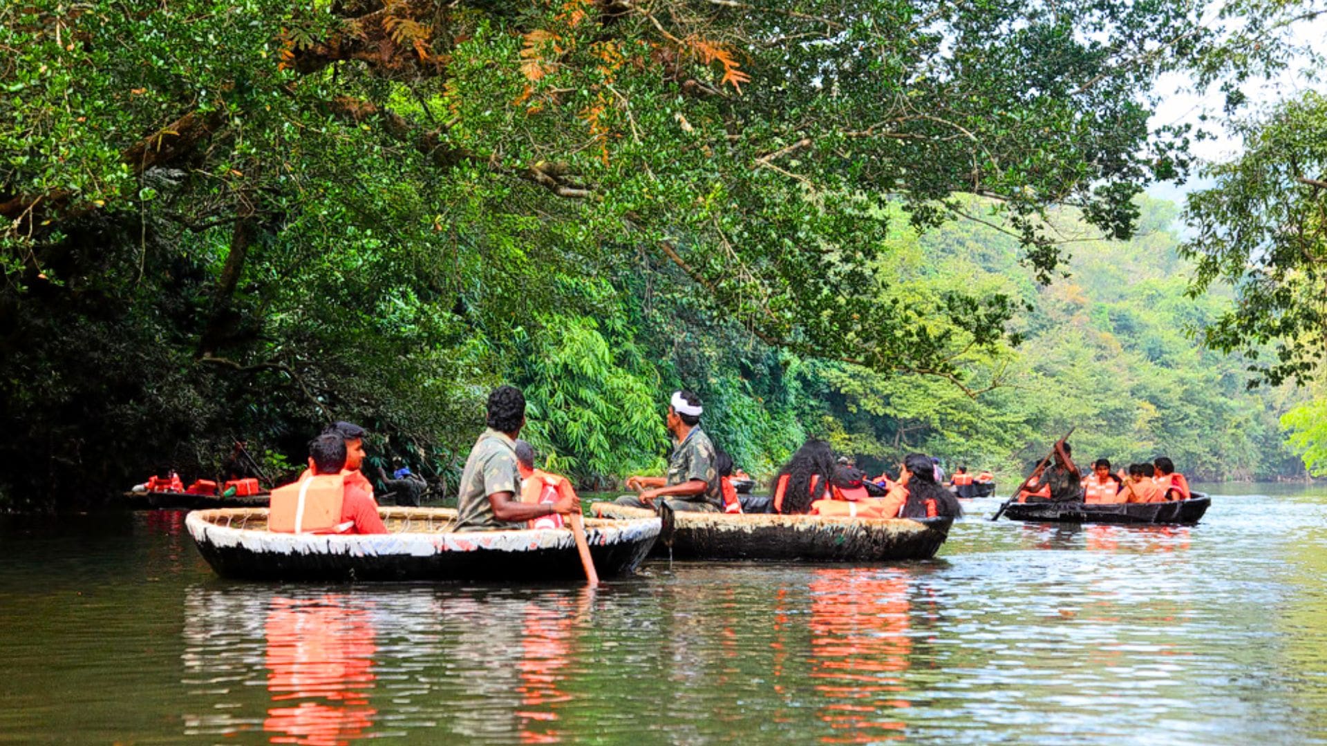 gavi-boating-on-the-Lake