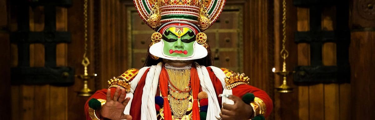 Kathakali Show in Munnar-The Best Cultural Experience