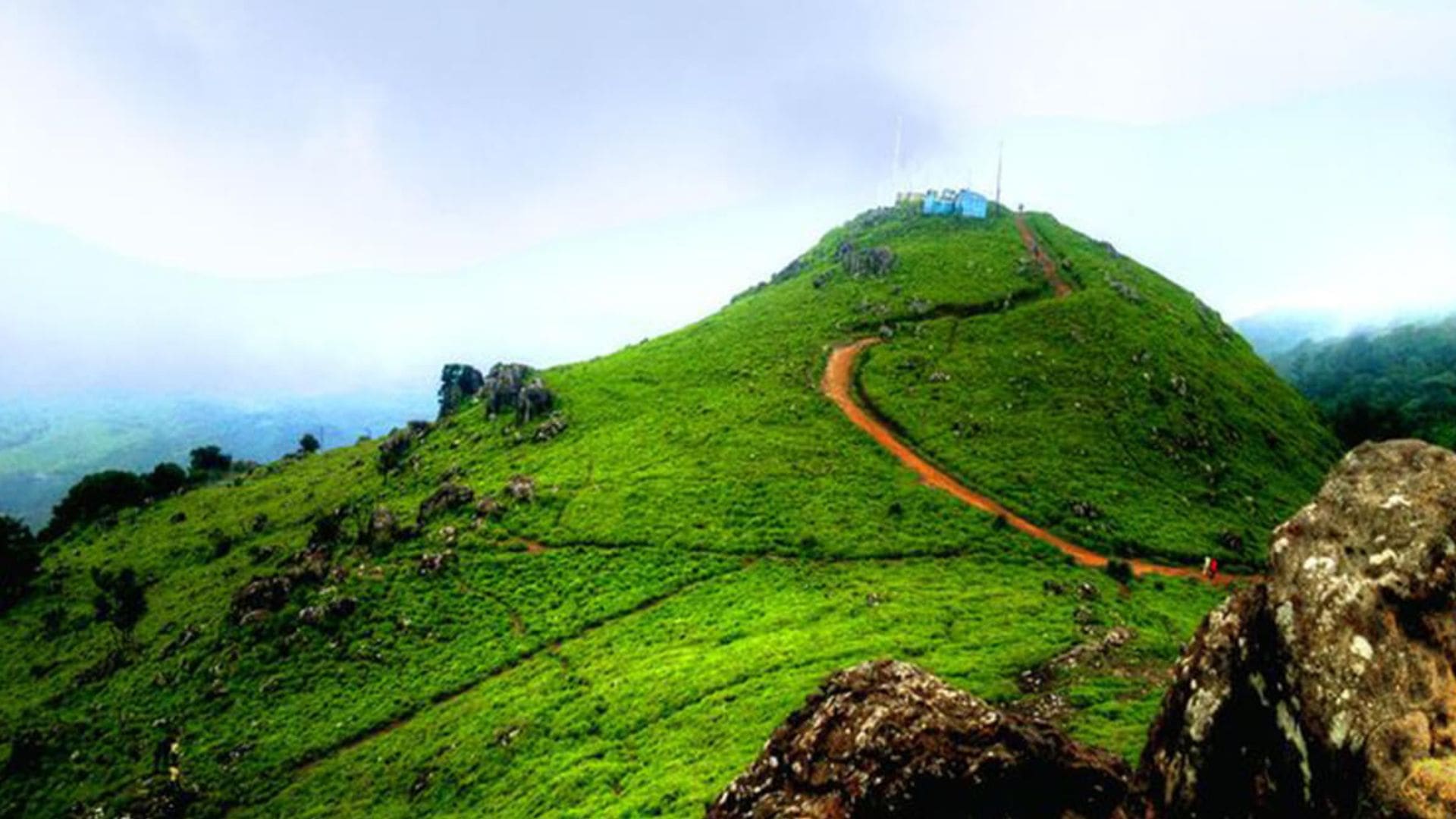 ponmudi-hills
