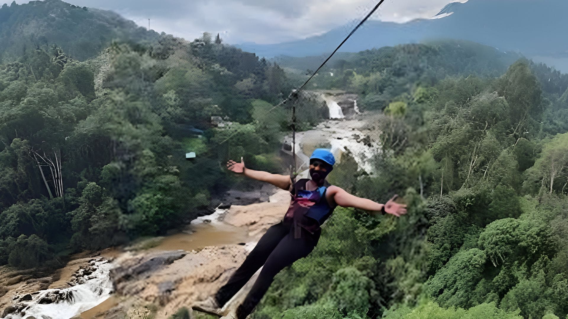 ripple-waterfalls-munnar-zipline